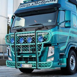TRUX Frontbeskytter for Volvo FH/ FM versjon 2 og 3
